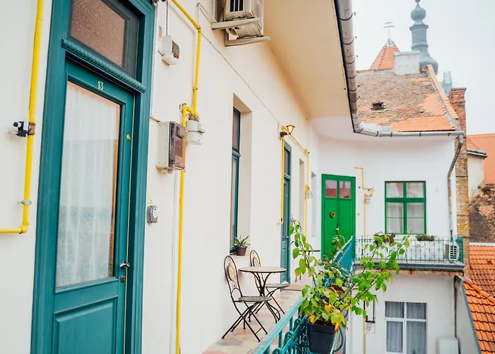 Ferdinand By Nux * קלוז'-נאפוקה